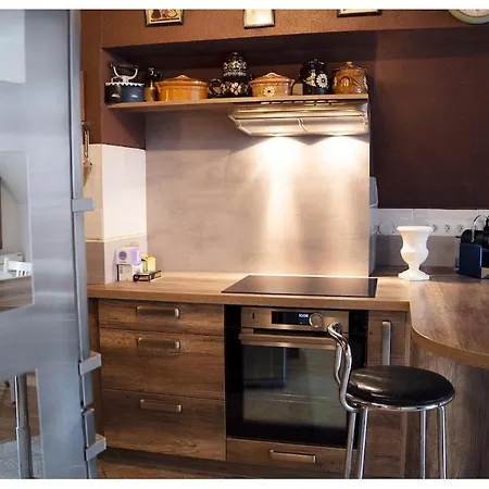 Apartmán Maison De De 2 Jusqu'a 6 Personnes Avec Garage Et Terrasse *