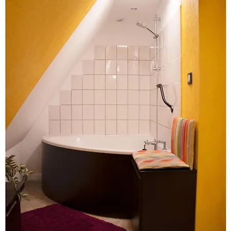 Maison De De 2 Jusqu'a 6 Personnes Avec Garage Et Terrasse * Sélestat